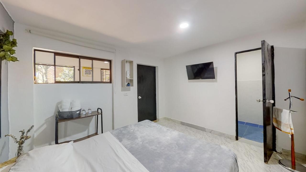 מדיין Providencia Hostel Habitaciones מראה חיצוני תמונה